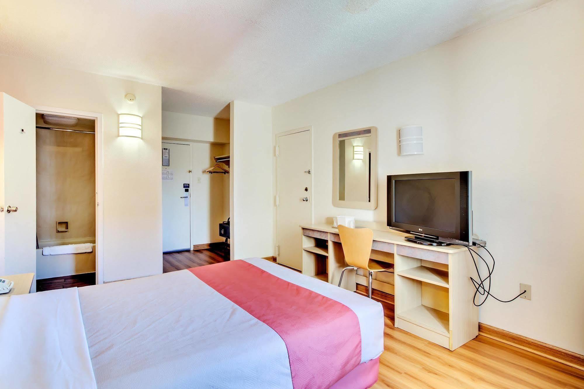 Motel 6-Washington, Dc Eksteriør bilde