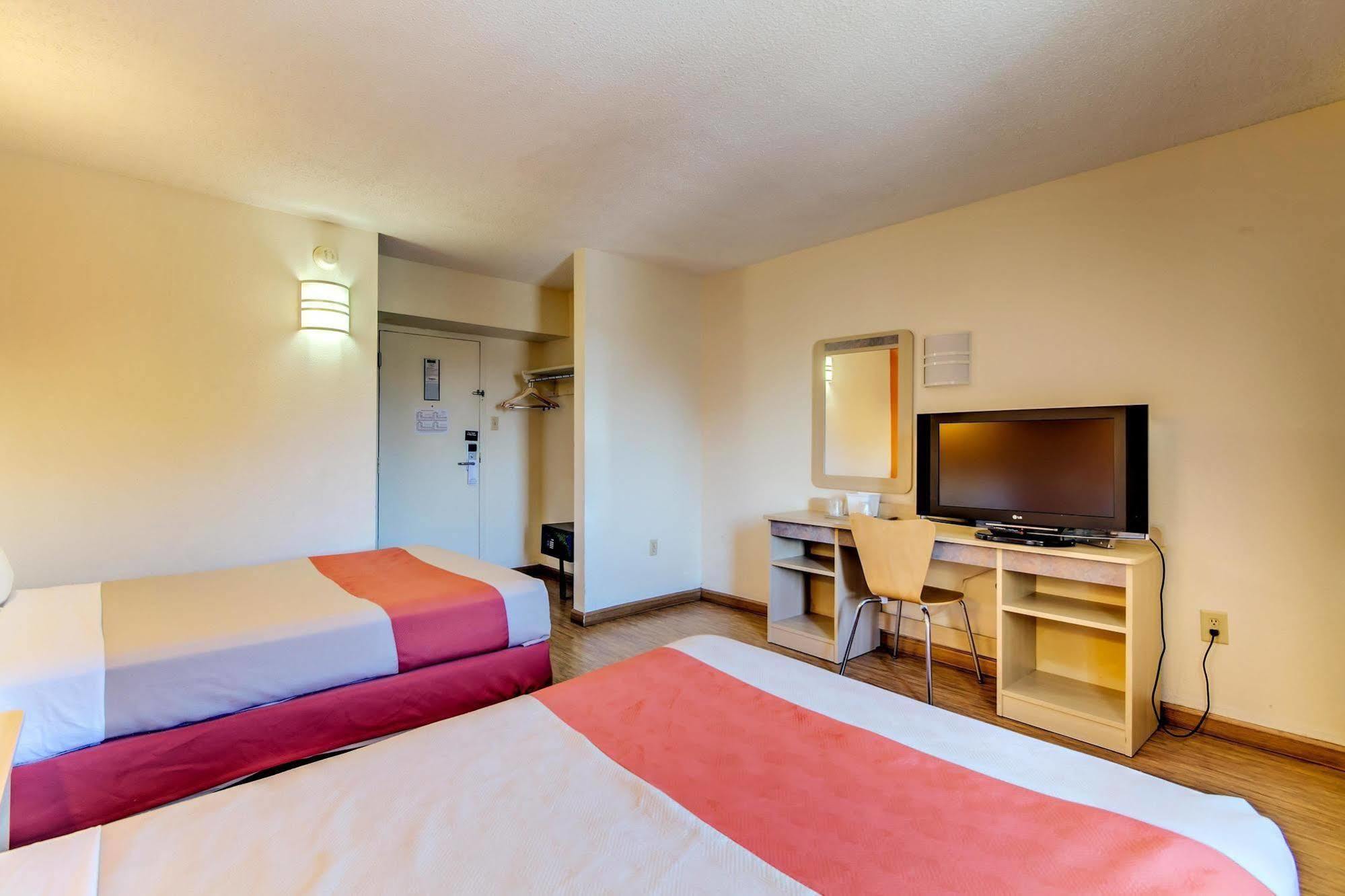 Motel 6-Washington, Dc Eksteriør bilde